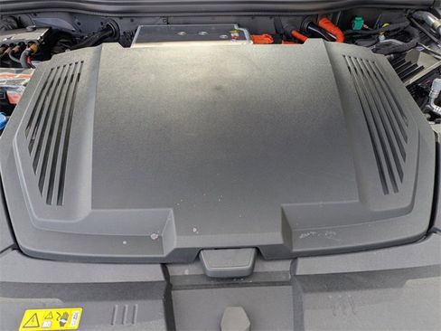 Used 2019 Audi e-tron Premium Plus image 14