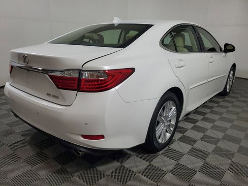 Used 2015 Lexus ES 350 w/ Premium Package FWD image 6