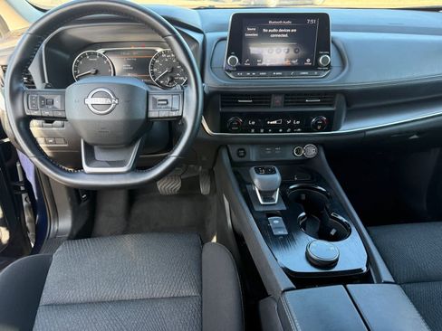 Used 2025 Nissan Rogue SV AWD/4WD image 13