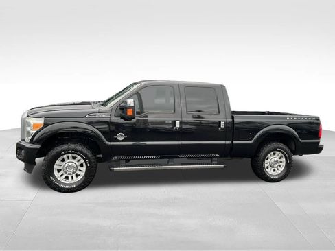 Used 2014 Ford F250 Platinum AWD/4WD image 2