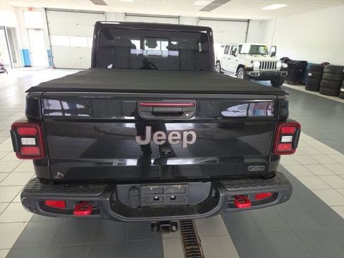 Used 2020 Jeep Gladiator Rubicon image 4