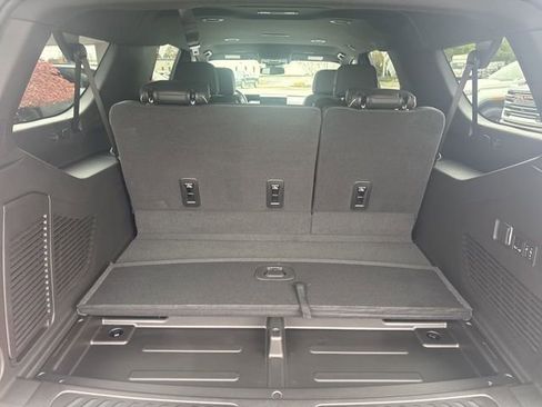 New 2026 GMC Yukon XL Elevation w/ LPO, Elevation Black Package image 33