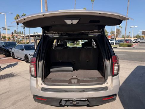 Used 2021 Chevrolet Tahoe Z71 w/ Z71 Signature Package AWD/4WD image 21