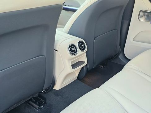 New 2026 Mercedes-Benz GLC 300 4MATIC image 24