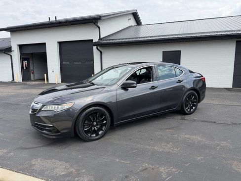 Used 2015 Acura TLX w/ Technology Package FWD image 2
