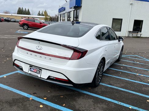 Used 2021 Hyundai Sonata Limited w/ Cargo Package image 5