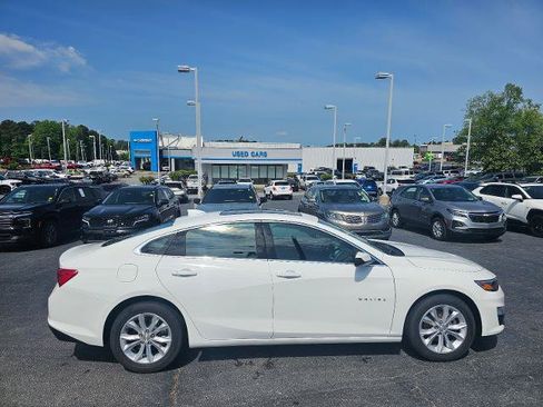 Used 2024 Chevrolet Malibu LT FWD image 36