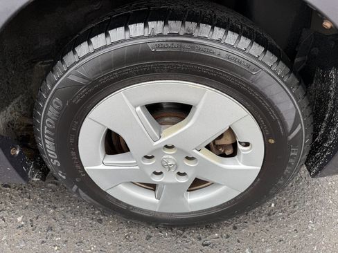 Used 2014 Toyota Prius Two FWD image 10