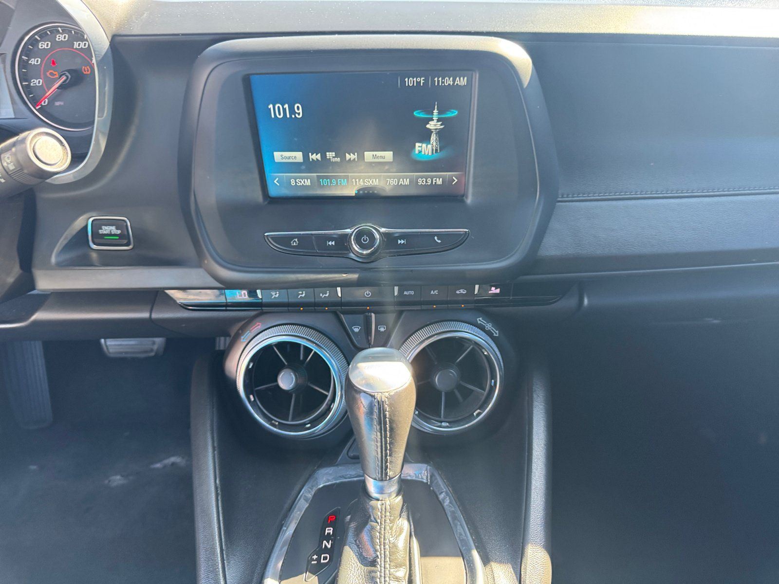 Used 2018 Chevrolet Camaro LT RWD image 16