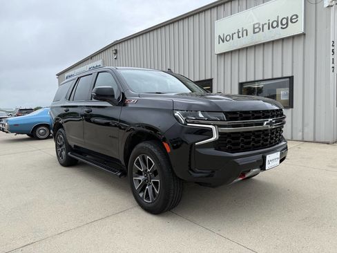Used 2022 Chevrolet Tahoe Z71 w/ Luxury Package AWD/4WD image 1