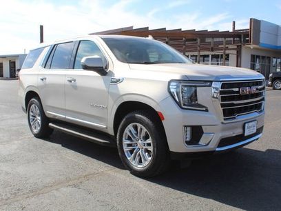 Used 2021 GMC Yukon SLT w/ SLT Luxury Plus Package