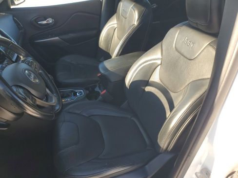 Used 2021 Jeep Cherokee Limited image 33