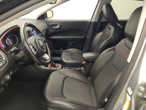 Used 2020 Jeep Compass Trailhawk image 17