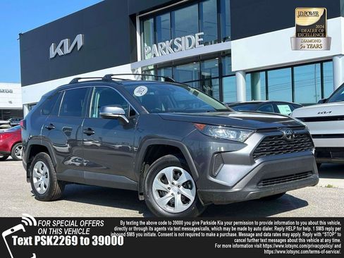 Used 2021 Toyota RAV4 LE FWD image 1