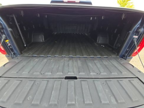 Used 2019 GMC Sierra 1500 SLT w/ SLT Premium Plus Package AWD/4WD image 23