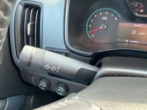 Used 2019 Chevrolet Colorado Z71 w/ Z71 Midnight Edition AWD/4WD image 14