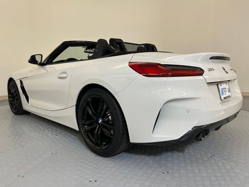 New 2026 BMW Z4 sDrive30i w/ Convenience Package RWD image 3