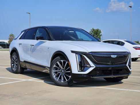 New 2026 Cadillac Lyriq Premium Sport image 6