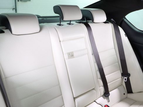 Used 2022 Lexus IS 350 F Sport RWD image 28