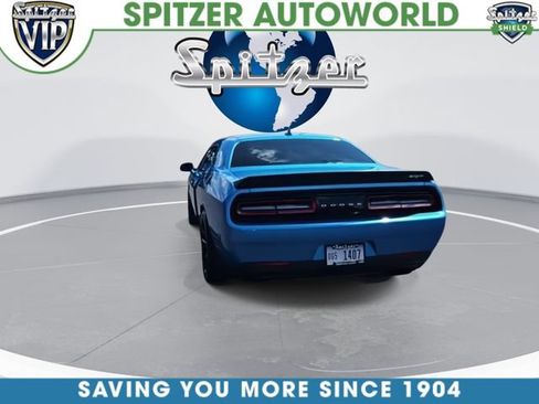 Used 2016 Dodge Challenger SRT Hellcat RWD image 7