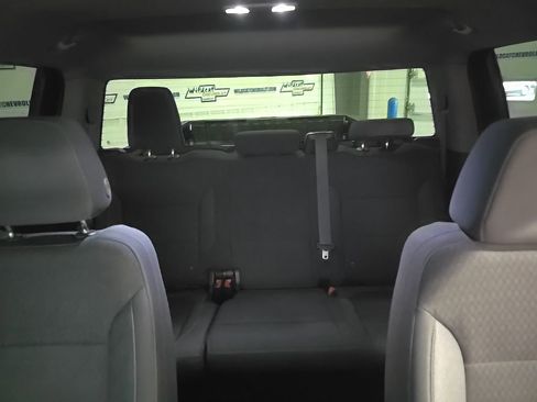 Used 2022 Chevrolet Silverado 2500 Custom w/ Custom Value Package image 19