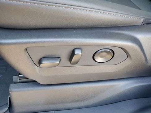 New 2026 GMC Sierra 3500 SLT w/ SLT Premium Package image 7