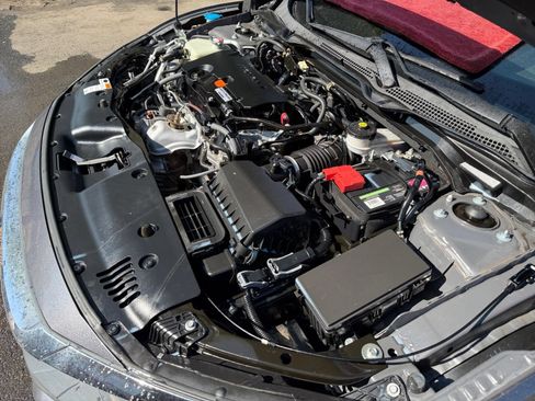 Used 2017 Honda Civic LX image 33