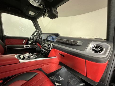 Used 2021 Mercedes-Benz G 63 AMG 4MATIC image 19