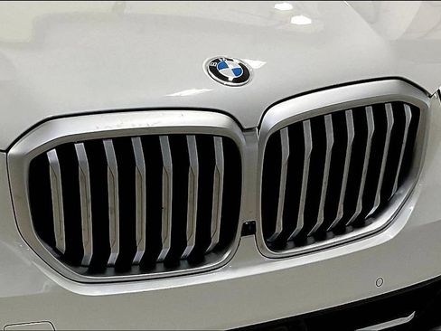 Used 2025 BMW X5 xDrive40i w/ Climate Comfort Package AWD/4WD image 33