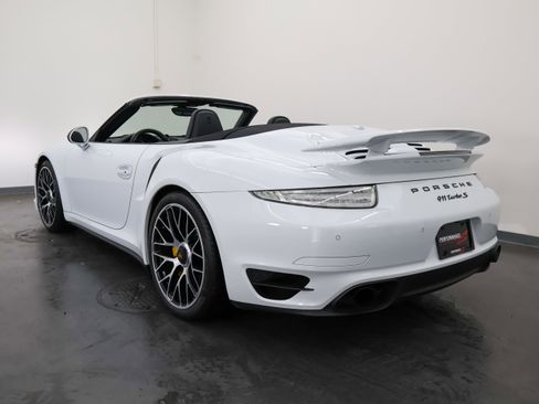 Used 2015 Porsche 911 Turbo S w/ High-end Infotainment Package AWD/4WD image 6