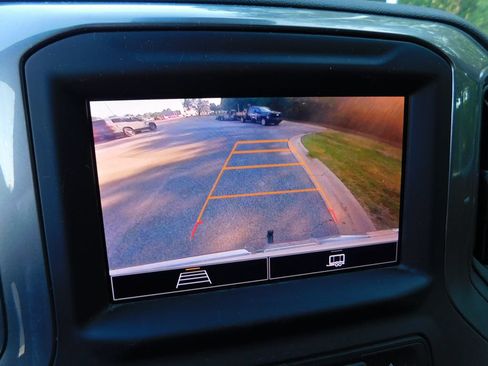 Used 2023 GMC Sierra 1500 Pro w/ Pro Value Package RWD image 10