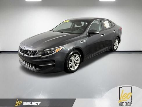 Used 2017 Kia Optima LX FWD image 24