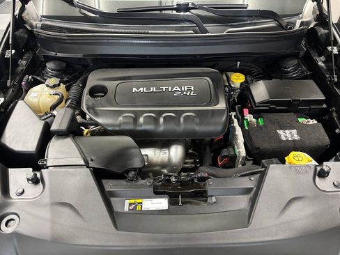 Used 2016 Jeep Cherokee 75th Anniversary AWD/4WD image 27