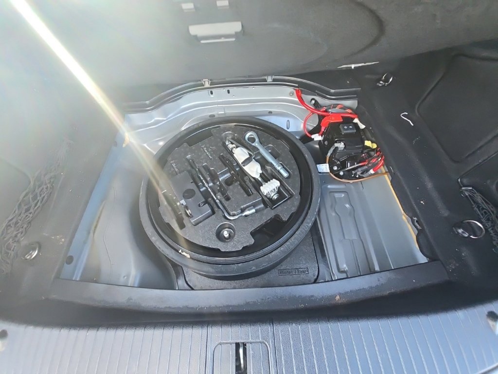 Used 2014 Mercedes-Benz E 63 AMG 4MATIC Sedan image 29