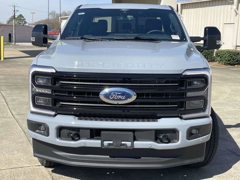 New 2026 Ford F250 Platinum AWD/4WD image 8