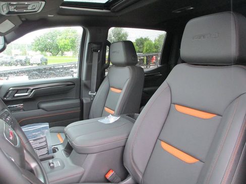 New 2026 GMC Sierra 1500 AT4 w/ AT4 Premium Package AWD/4WD image 12