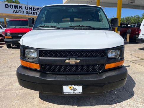 Used 2012 Chevrolet Express 1500 LS RWD image 2