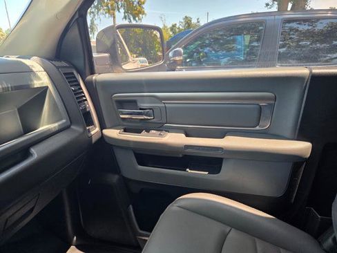 Used 2019 RAM 1500 Tradesman w/ Power & Remote Entry Group image 17