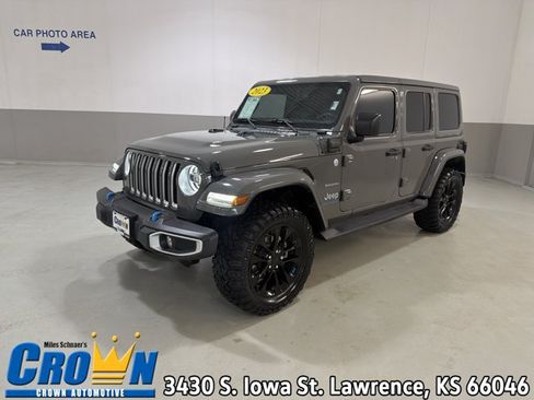 Used 2023 Jeep Wrangler Unlimited Sahara AWD/4WD image 1