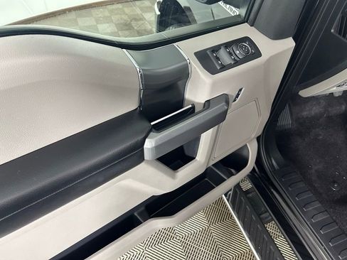 Used 2018 Ford F150 XLT w/ Equipment Group 302A Luxury image 13