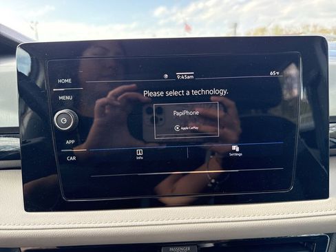 Used 2025 Volkswagen Taos S image 4