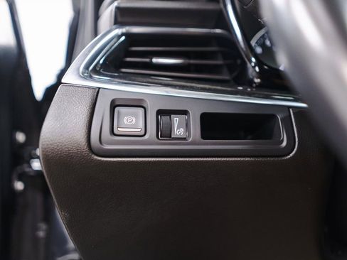 Used 2022 Cadillac XT5 Premium Luxury w/ LPO, Floor Liner Package image 19