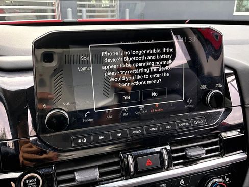 Used 2023 Nissan Pathfinder SL w/ Black Appearance Package image 29