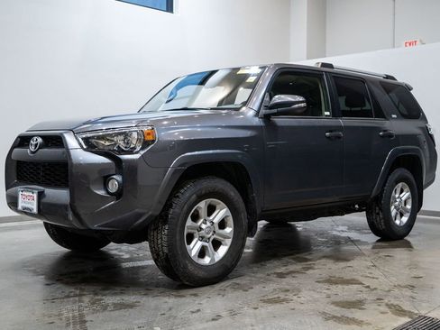 Certified 2019 Toyota 4Runner SR5 Premium image 3