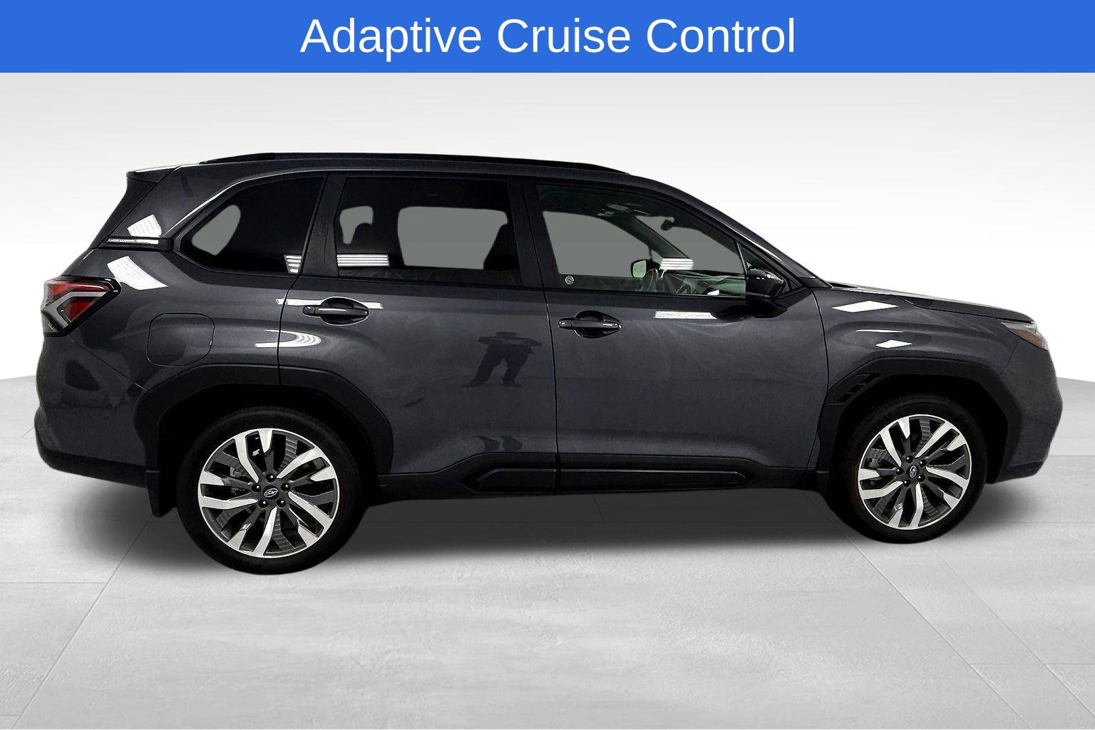 Certified 2025 Subaru Forester Touring AWD/4WD image 9