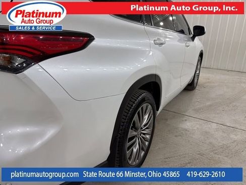 Used 2022 Toyota Highlander Platinum image 48