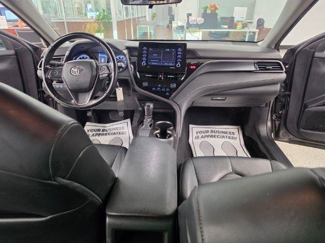 Used 2021 Toyota Camry SE FWD image 10