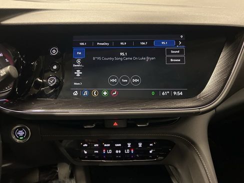 Certified 2023 Buick Envision Essence image 16