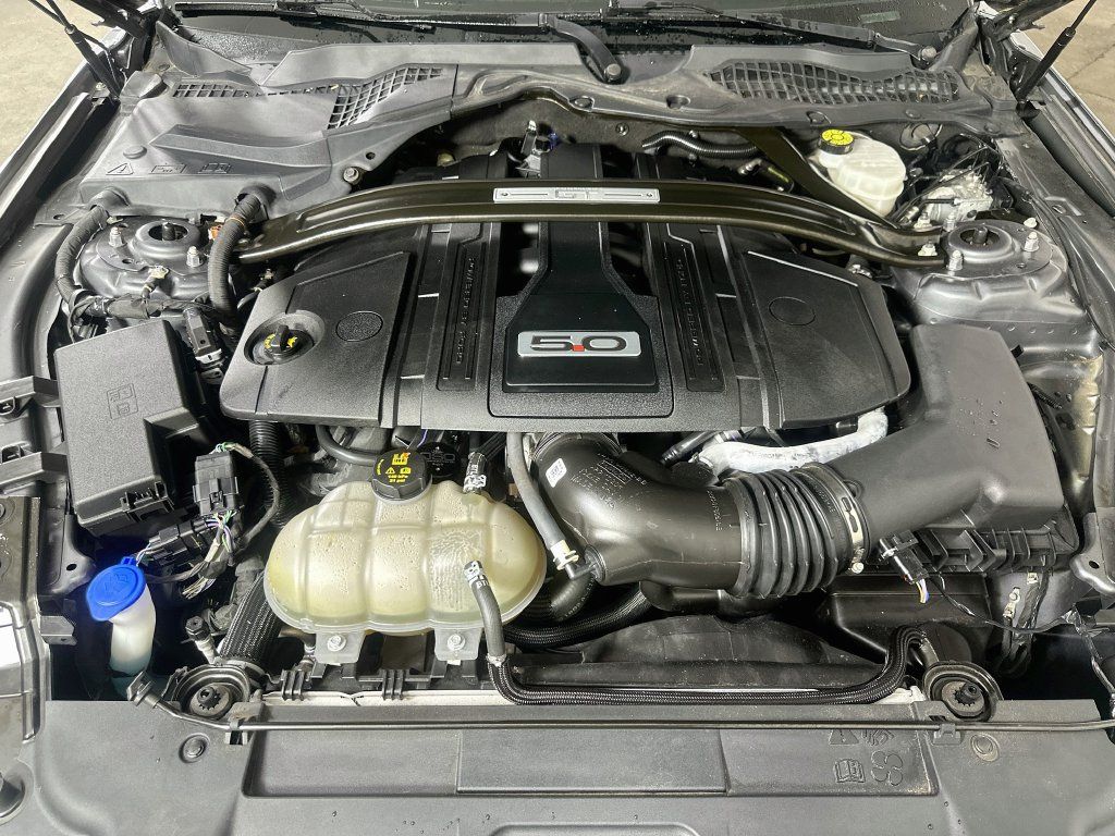 Used 2022 Ford Mustang GT Premium w/ GT Performance Package RWD image 10