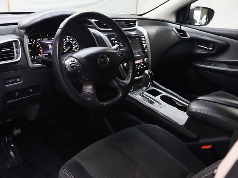 Used 2020 Nissan Murano SV image 18